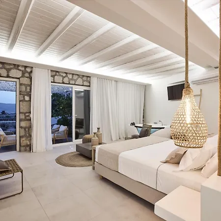 Nirome Luxury Apartahotel Adamantas (Milos)