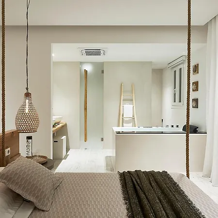 Apartahotel Nirome Luxury 4*