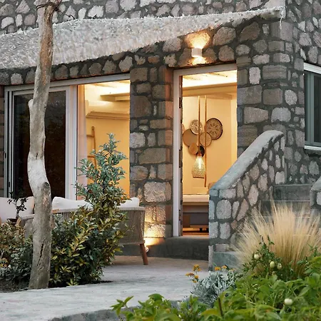 Nirome Luxury