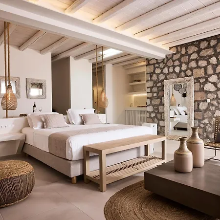 Nirome Luxury 4* Adámas