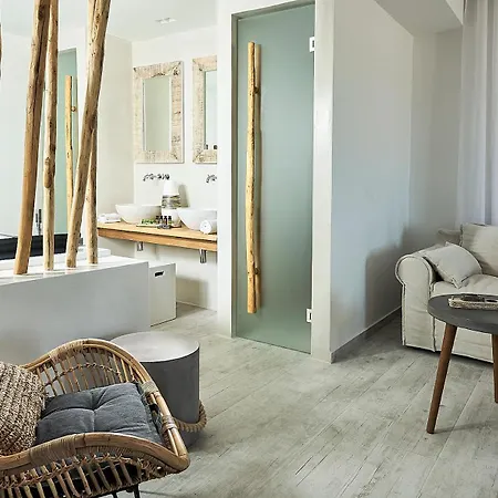 Nirome Luxury Appart hôtel 4*