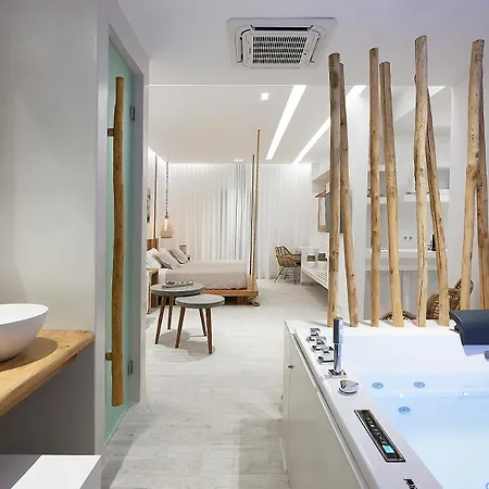 Nirome Luxury Appart hôtel 4*