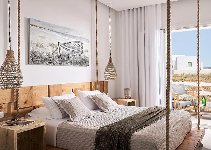 Nirome Luxury אדאמאס