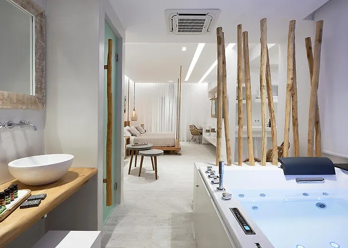 Nirome Luxury מלון דירות 4*